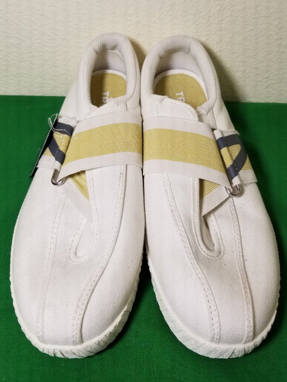 Tretorn Nylite Elastic White Canvas Classic Sneakers Boating Womens 7.5 NWT